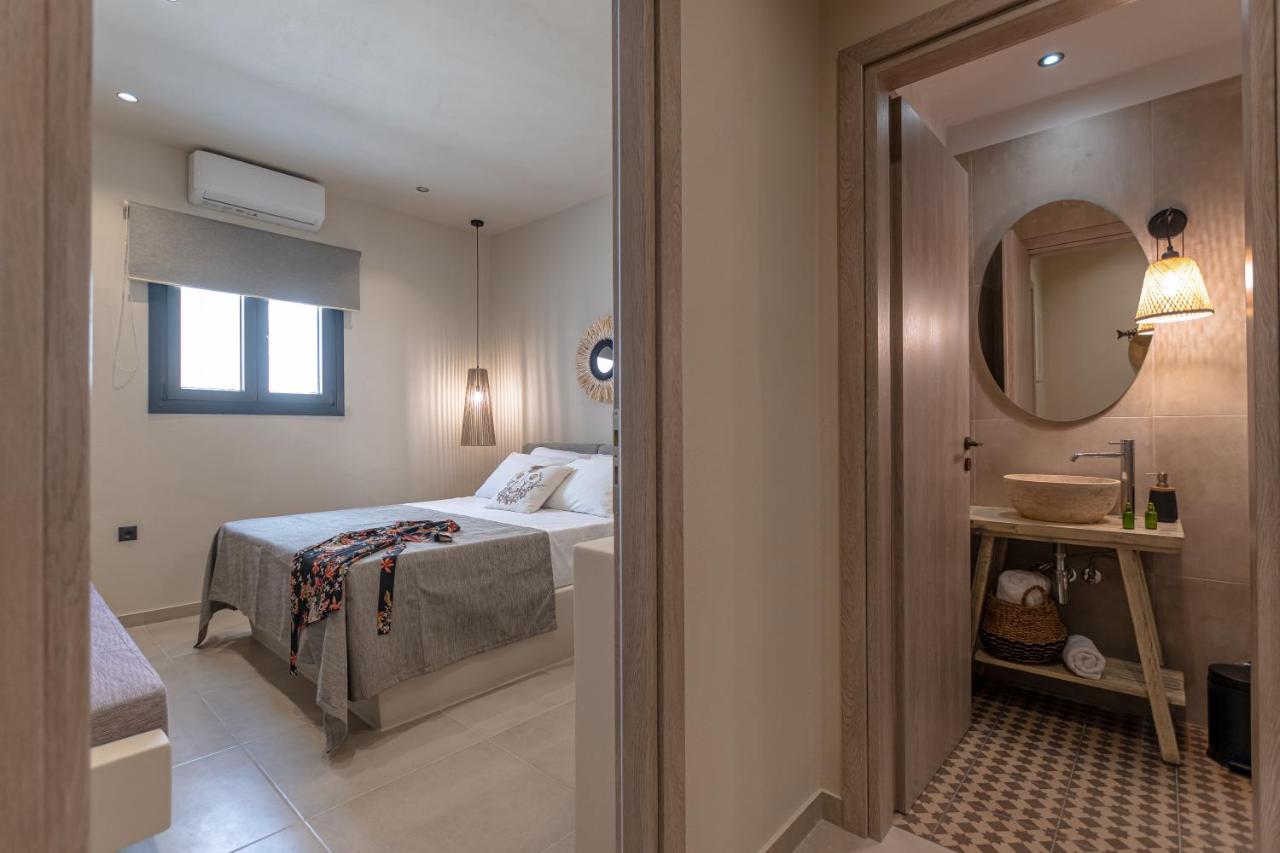 Villa Golden With Private Pool Vivlos