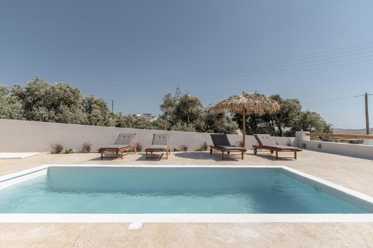 Golden With Private Pool Villa