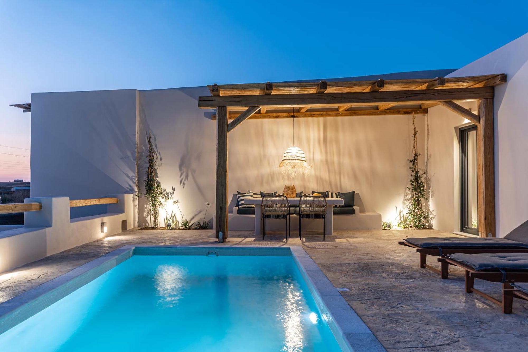 Golden With Private Pool